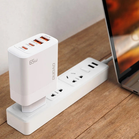 Stenski polnilec DUDAO, 2×USB-C, 2×USB-A, 65W